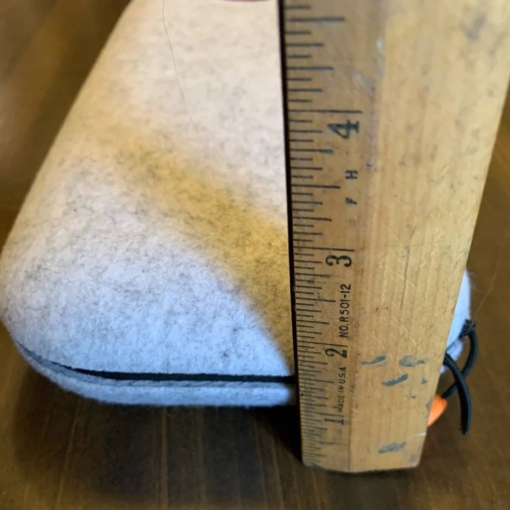 COOWPS Light Gray Felt Covered Nintendo Switch 2 Hard Case NWOT